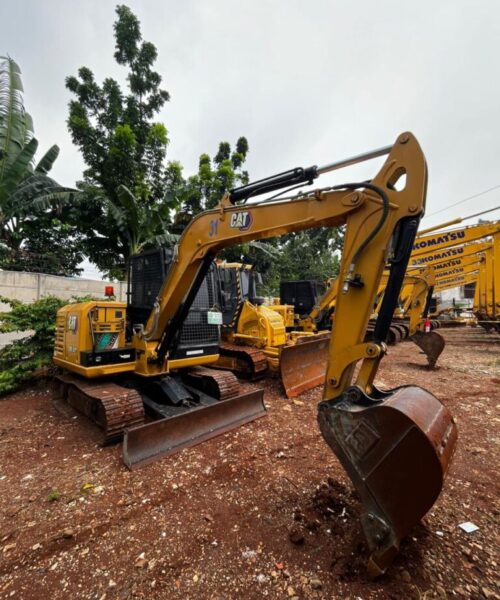 EXC 31 CAT 305 COVER EXC 31 CAT 305 COVER